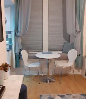 Cupar Apartment | Bees Townhouse- Cupar