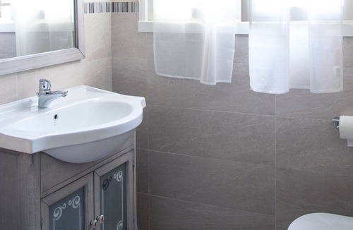 Megliadino San Fidenzio Villa | Begonia studio in Villa Fava