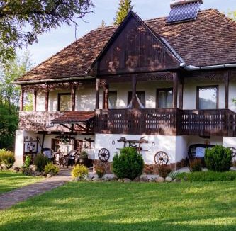 Chibed House | Behív-Lak