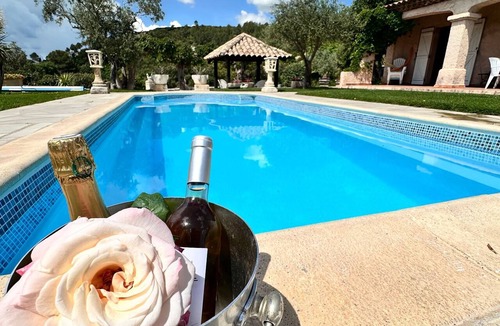 Cabasse House | beheizter Pool ab Mitte April by Interhome