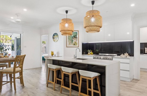 Yamba House | Behind Bamboo - Step into Serenity - Holiday Yamba