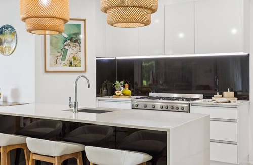 Yamba House | Behind Bamboo - Step into Serenity - Holiday Yamba
