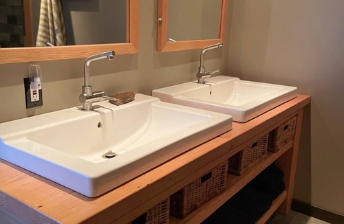 Proctor House | Beide - Back to Base - Retreat & Wellness - 2 rooms for up to 4 people