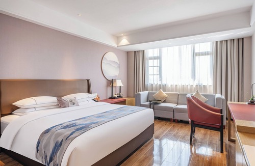 Haicheng District Hotel | Beihai Yicheng Hotel