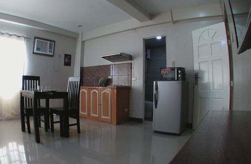 Candon Apartment | Beinte Singko de Marso Apartments