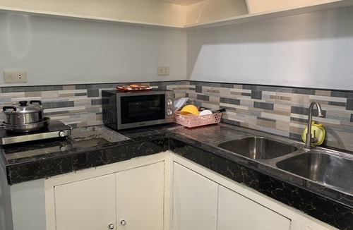 Candon Apartment | Beinte Singko de Marso Apartments