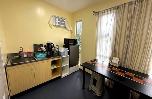 Koror Bed & Breakfast | Belechl Ranch Studio Rental - Cozy Compact Room with Private Bathroom