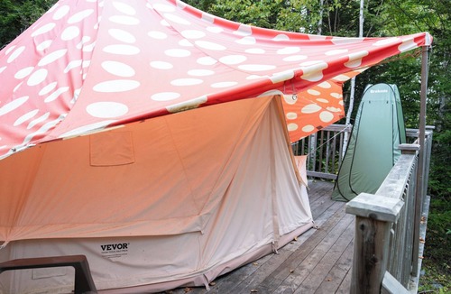Saint Patrick RV Rental | Bell Glamping Tent! Forest Retreat & Hot Tubs!