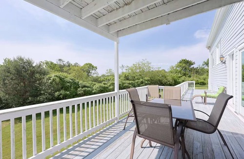 Gloucester House | Bell View: Private tennis court and an in-law