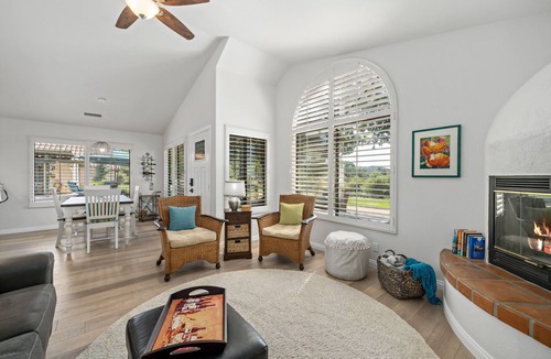 Fallbrook House | Bella Casita-A Quiet Gem Near Wine Country