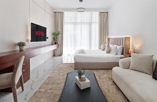 Business Bay Apartment | Bella Elite Homes Elegant Studio Resort-Style Amenities Business Bay