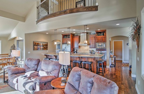 Sturgis House | 'Bella Greens' Spacious Sturgis Rally Home w/Deck