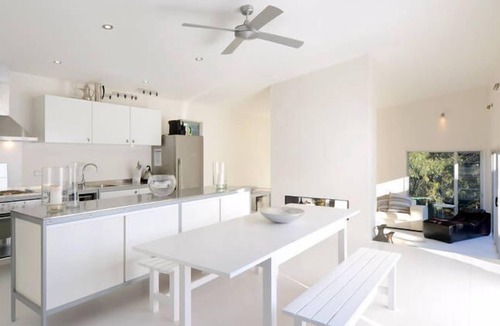 Werri Beach House | Bella Home - Architecturally designed just 120 meters to beach