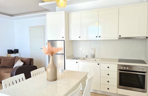 Kalamaki House | Bella Mare Luxury Apartments