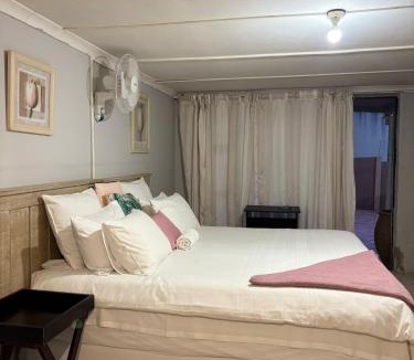 Beacon Bay Bed & Breakfast | Bella View B&B