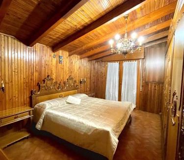 Vertova Apartment | Bellavista
