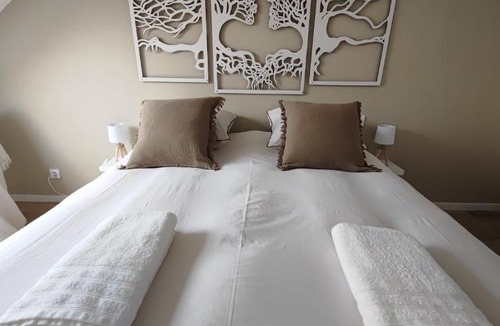 Bailleul Apartment | " Belle " Étoile