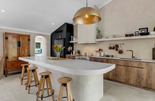 Clifton Beach House | Belle Escapes Casa Yule