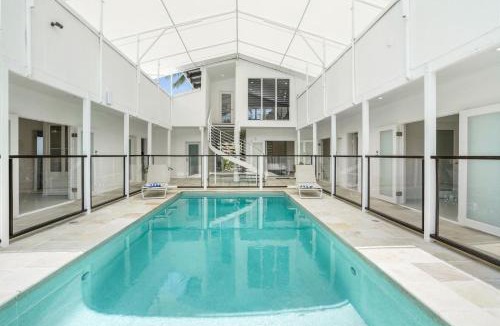 Trinity Beach House | Belle Escapes Villa Rosa just minutes to Trinity Beach