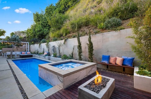 Hollywood Hills West Villa | Belle Horizon - Modern Villa with Expansive Balcony and Views