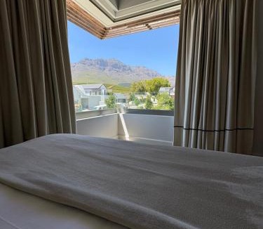 Stellenbosch House | Belle Ombre