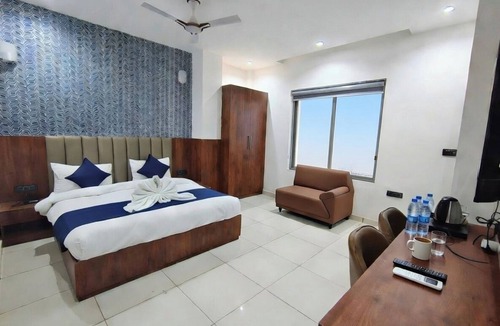 Greater Noida Hotel | Belle Tree Hotel
