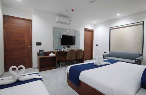 Greater Noida Hotel | Belle Tree Hotel