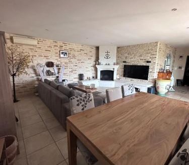 Monclar-de-Quercy Villa | Belle villa avec piscine privée à Monclar-de-Quercy