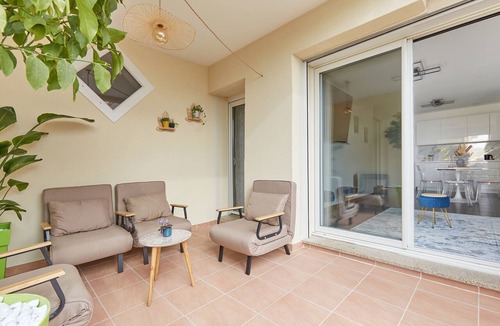 Vitrolles Apartment | Bellerive - 10min de l'Aéroport de Marseille