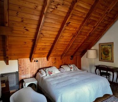 Llao Llao Bed & Breakfast | Bellevue