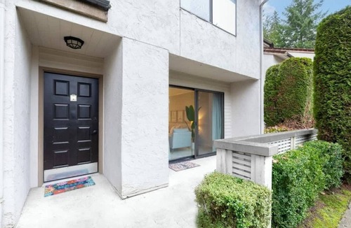 Northwest Bellevue Apartment | Bellevue Modern Luxe Townhouse near DT/520/I405