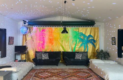 Gleniffer Bed & Breakfast | Bellingen Disco Studio