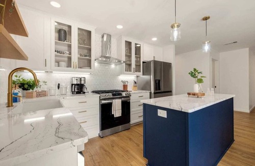 Richardson House | Bellini House/Modern 3BD Near Dallas & MAJOR INTERNATIONAL SPORTING EVENT