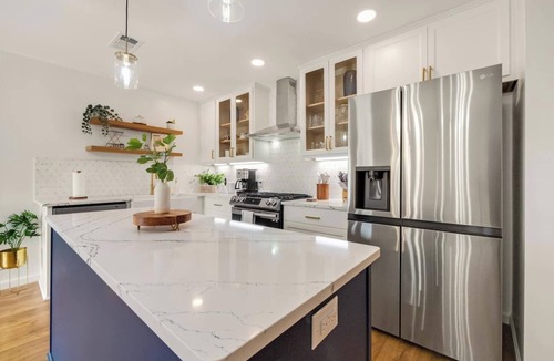 Richardson House | Bellini House/Modern 3BD Near Dallas & MAJOR INTERNATIONAL SPORTING EVENT