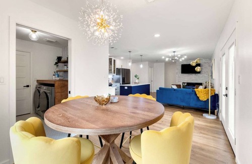 Richardson House | Bellini House/Modern 3BD Near Dallas & MAJOR INTERNATIONAL SPORTING EVENT