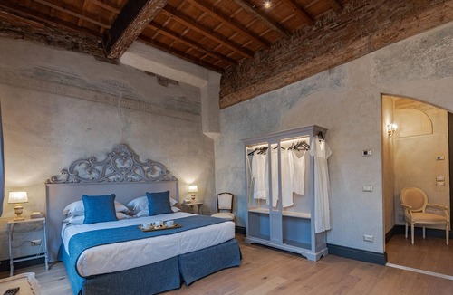 Oltrarno Apartment | BELLOSGUARDO