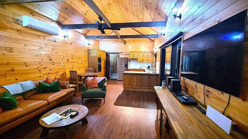 Bellthorpe Villa | Bellthorpe Retreat