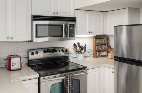 Belltown Condo | Belltown Penthouse 2BR/2.5BTH Walk Downtown