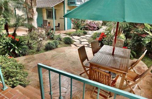 Belmont Heights House | Belmont Heights Retreat - Stunning Gardens