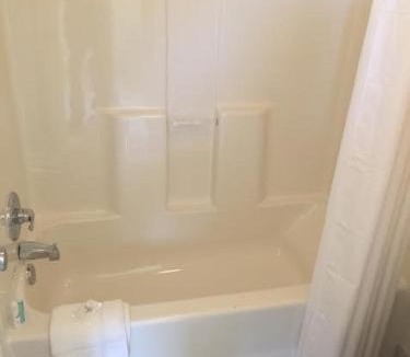 Hampton Hotel | Belmont Inn and Suites