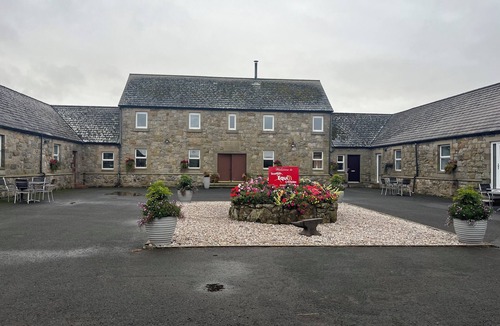 Carluke Bed & Breakfast | Belstane Manor B&B