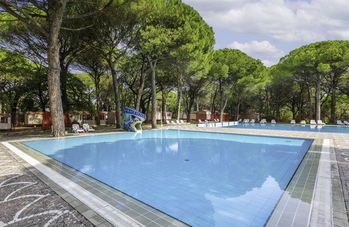 Aquileia House | Belvedere Pineta Camping Village by Interhome