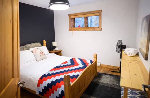 Les Pays-d'en-Haut Regional County Municipality Cabin | Belvedere sur le Lac Lodge - Spa - Serenity - Family & Friends