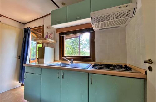 Carmignano House | Belvilla by OYO Lovely Bungalow With a Shared Pool