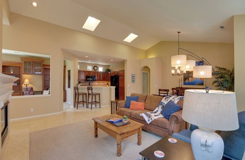 Century West House | Bend Home: Office, Garage, Parks, Seasonal Pool!