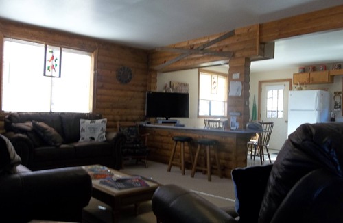 Poncha Springs Cabin | Bender's Log Cabin 'Your Home Away from Home' STR #26-210