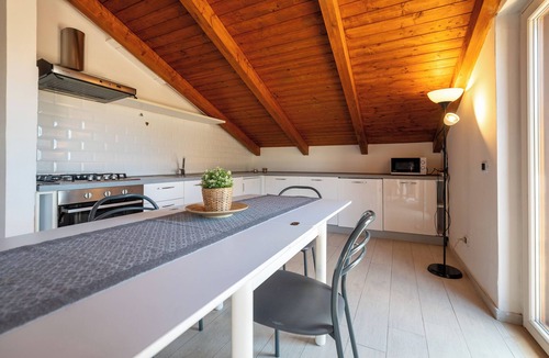 Marina di Ascea Apartment | Benedetta's House is a comfortable vacation home just 150 m from the sea.