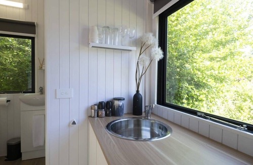 Ettrick House | Benger Garden 2 by Tiny Away