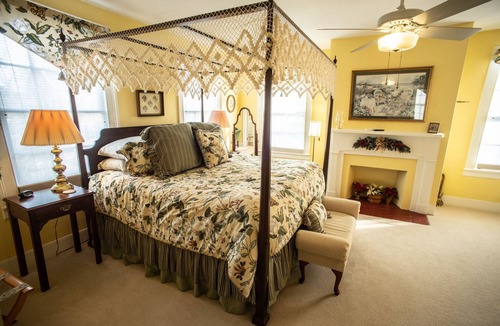 New Bern Bed & Breakfast | Benjamin Ellis House Bed & Breakfast