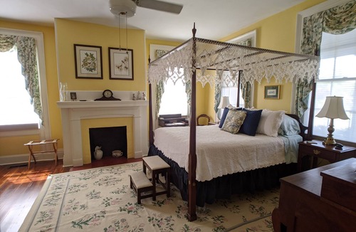 New Bern Bed & Breakfast | Benjamin Ellis House Bed & Breakfast